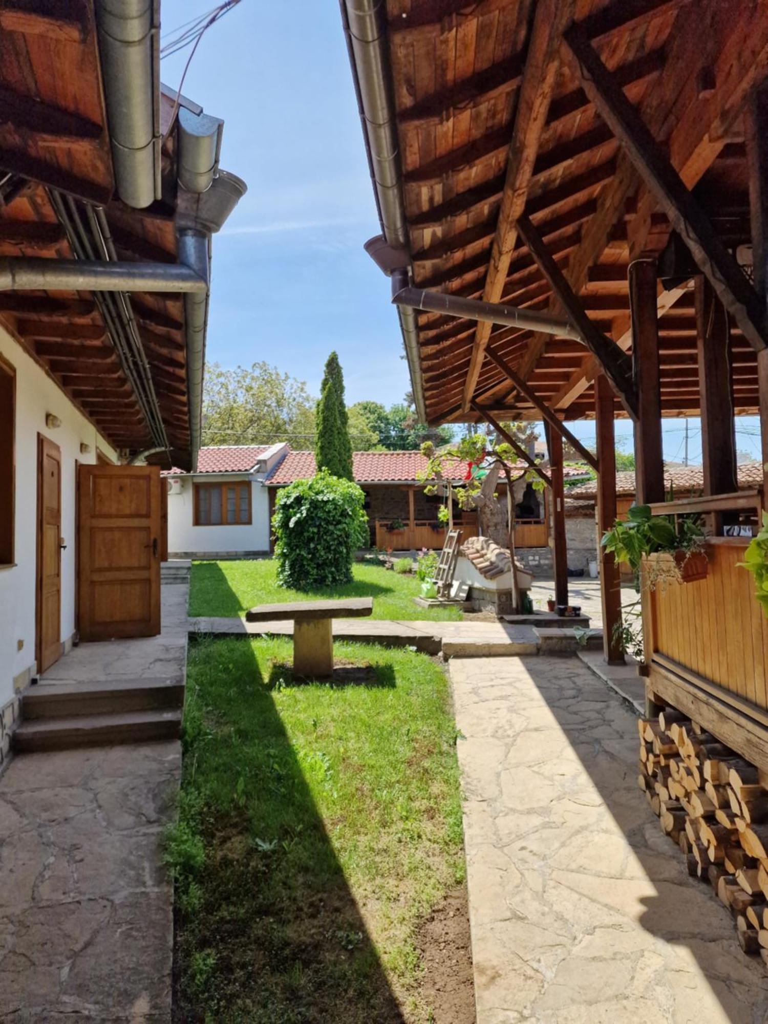 Престиж Arbanasi Bagian luar foto
